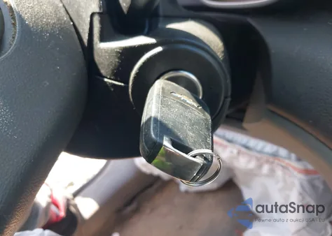 2015 Chevrolet Malibu 1Fl из США, поврежденный, VIN 1G11A5SL1FF268060